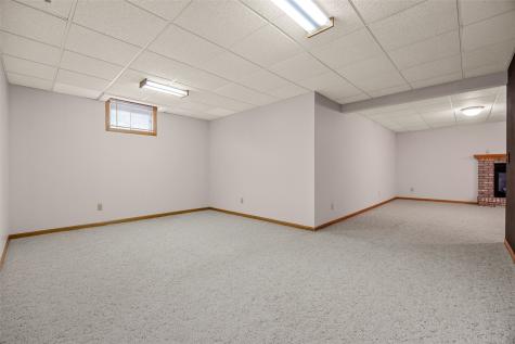 9189 Deer Ridge Drive Cedar Rapids IA 52411