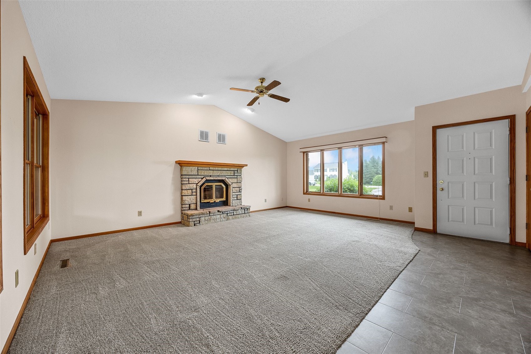 9189 Deer Ridge Drive Cedar Rapids IA 52411