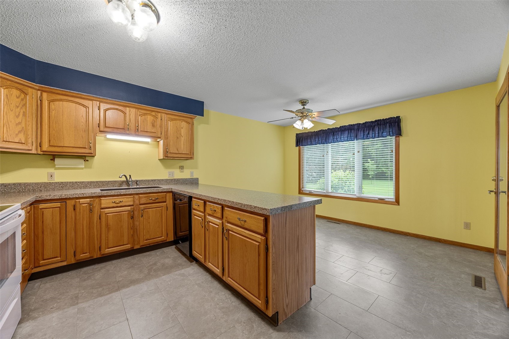 9189 Deer Ridge Drive Cedar Rapids IA 52411