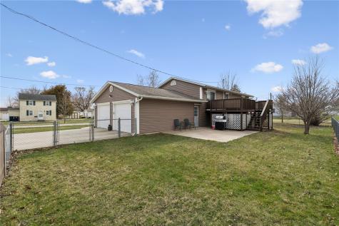 601 E 11th Street Vinton IA 52349