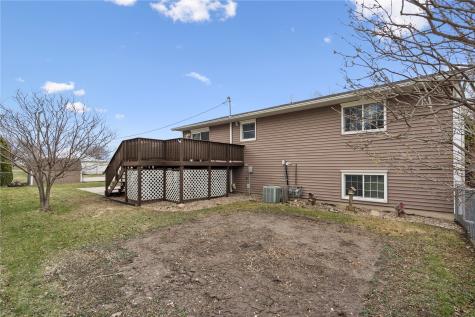 601 E 11th Street Vinton IA 52349