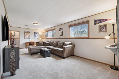 601 E 11th Street Vinton IA 52349