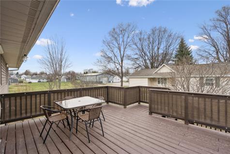 601 E 11th Street Vinton IA 52349