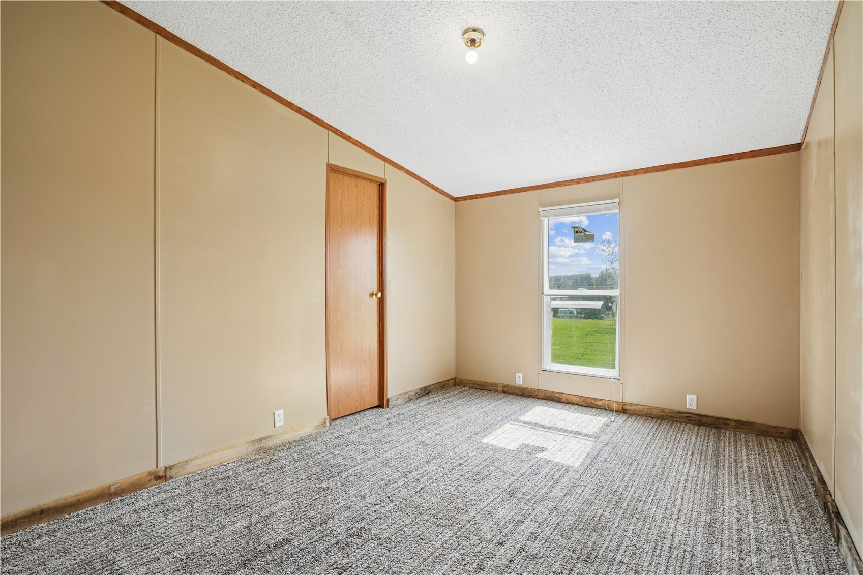 1060 285th Street Tipton IA 52772