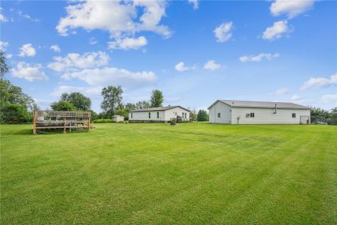 1060 285th Street Tipton IA 52772