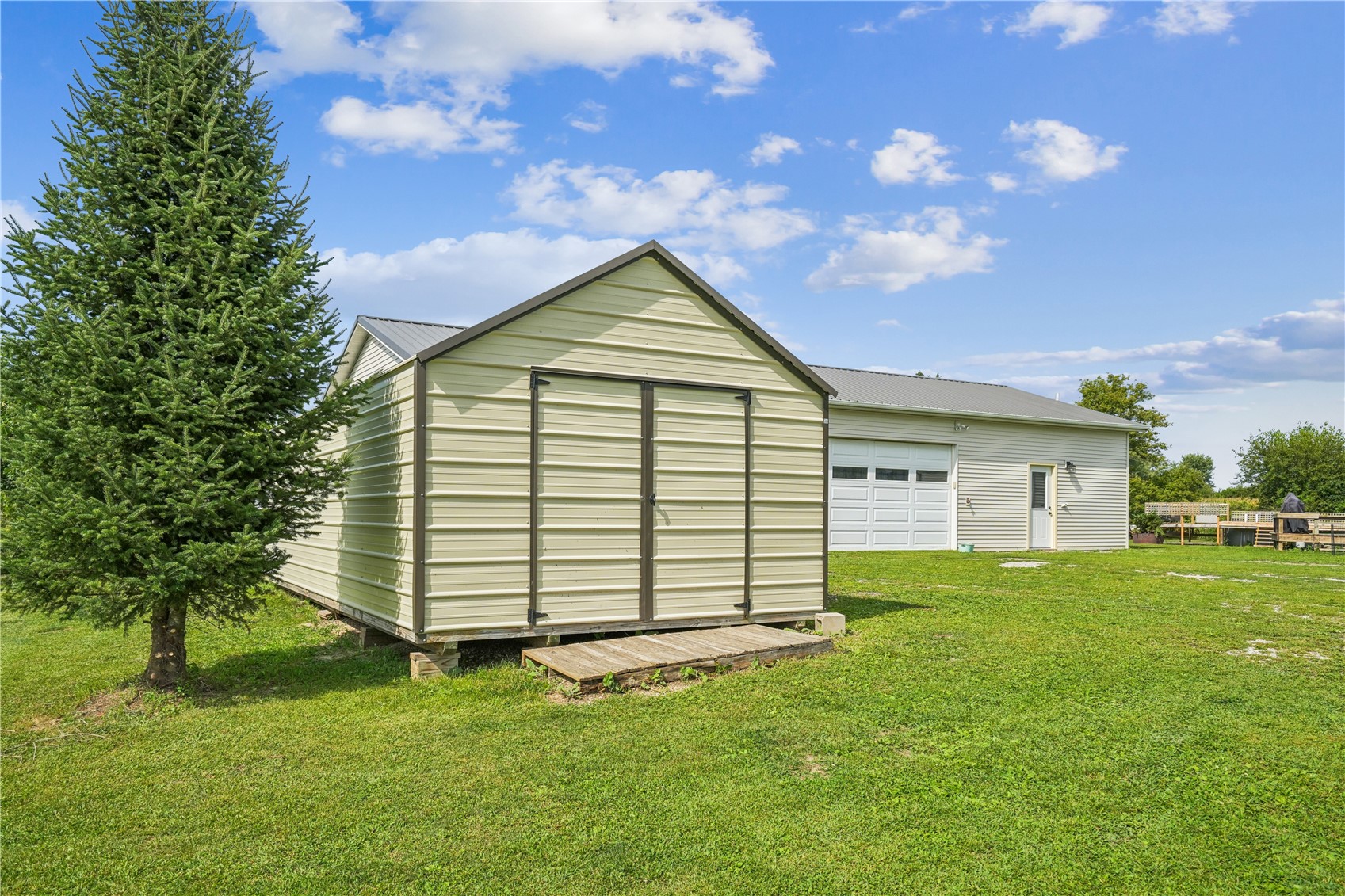 1060 285th Street Tipton IA 52772