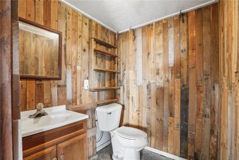 1060 285th Street Tipton IA 52772