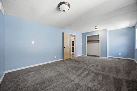 238 N 3rd Avenue Alburnett IA 52202