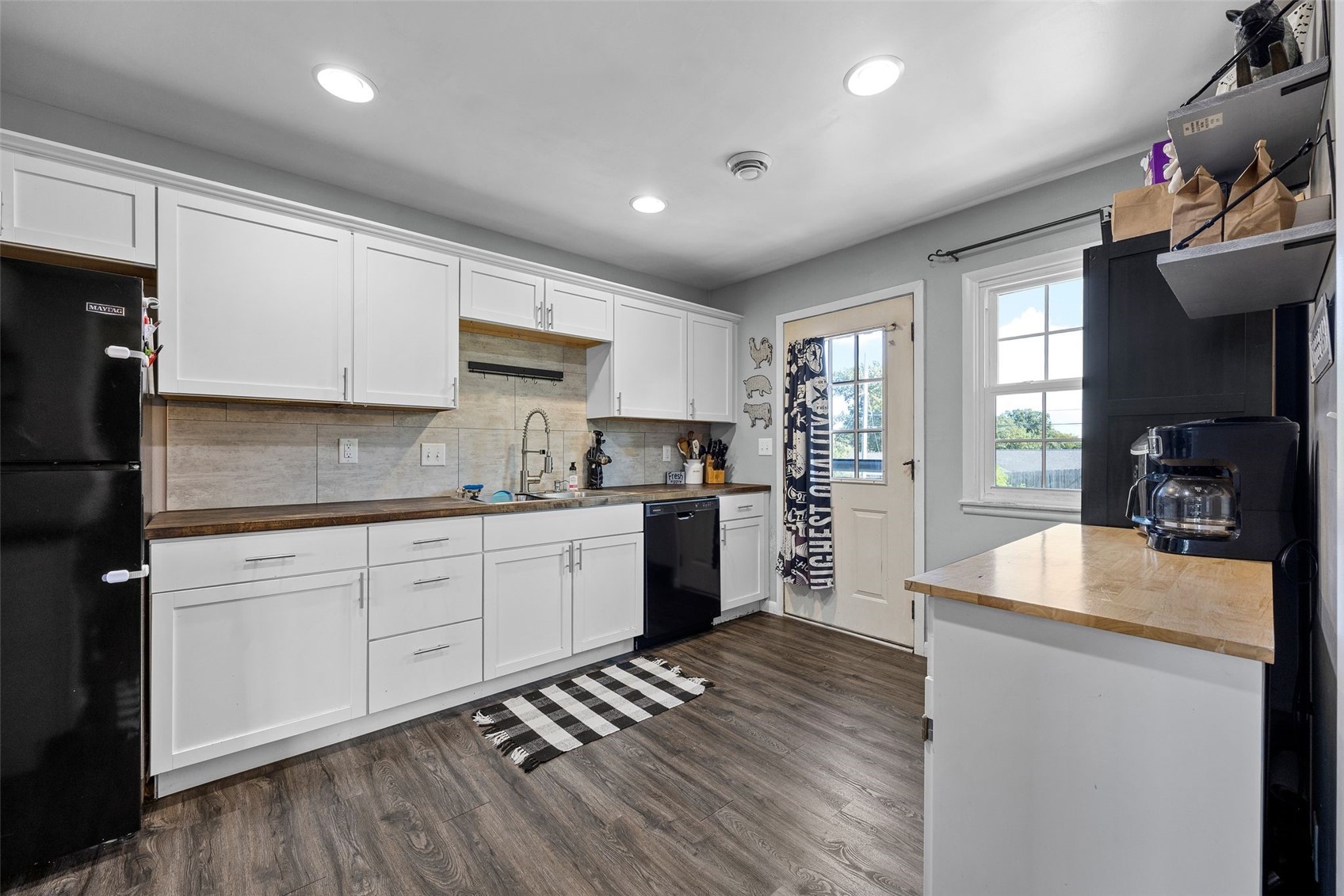 3918 Wenig Road NE Cedar Rapids IA 52402