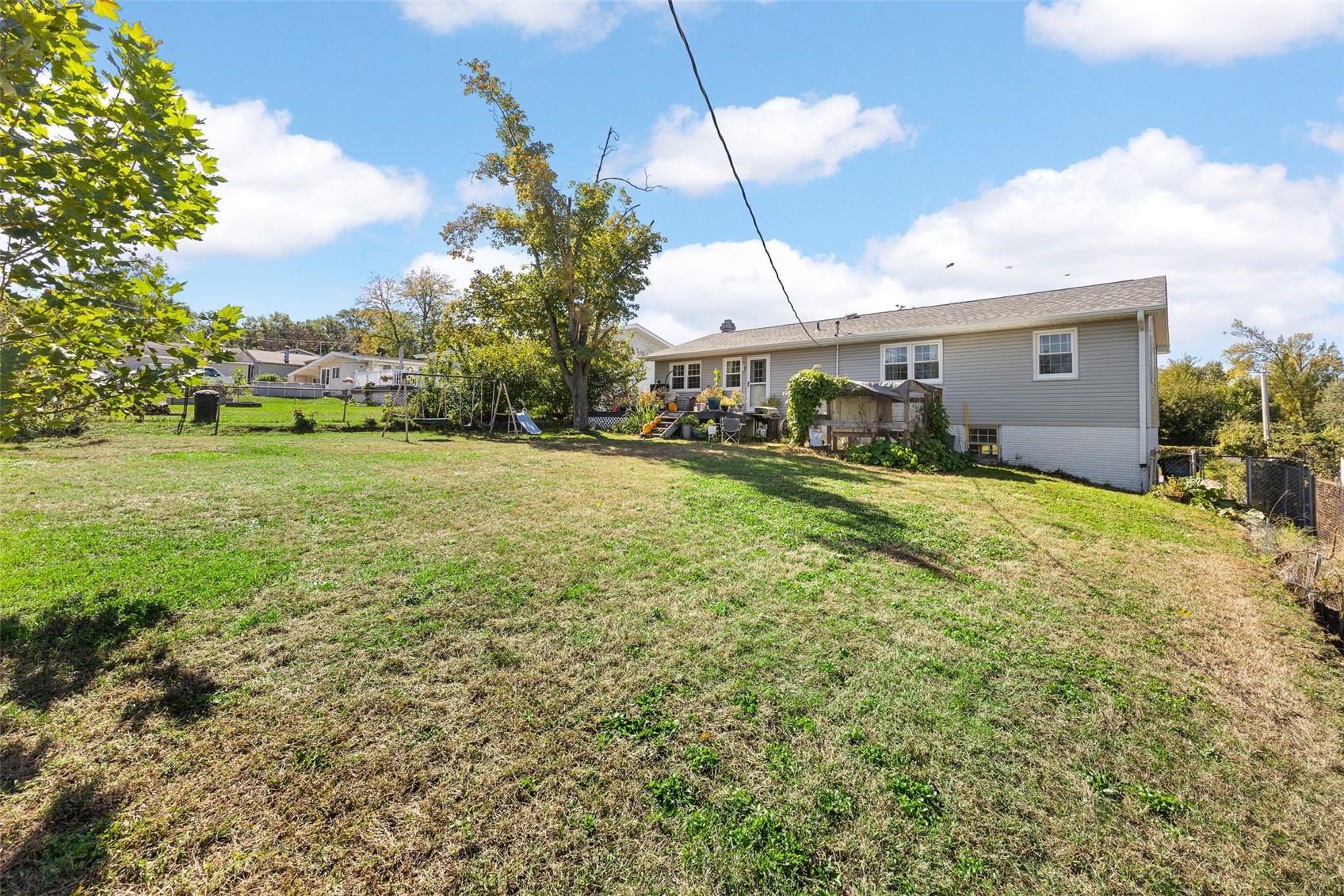 3918 Wenig Road NE Cedar Rapids IA 52402