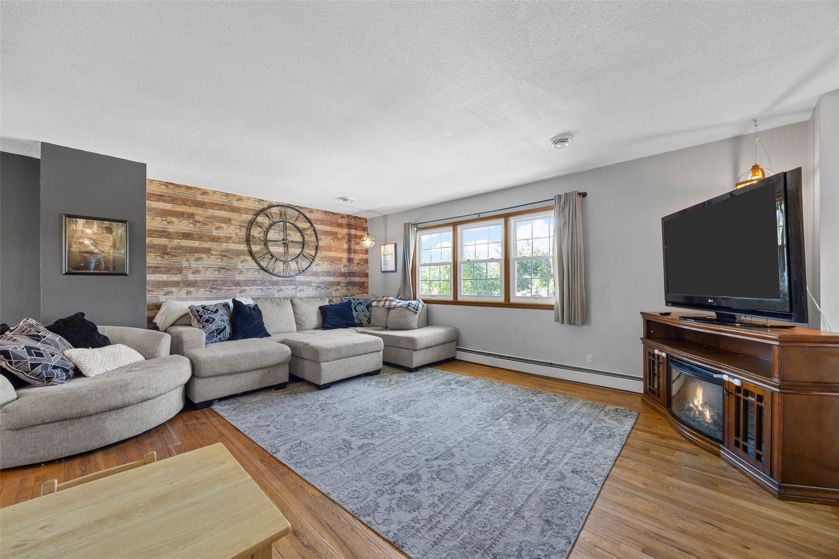 3918 Wenig Road NE Cedar Rapids IA 52402