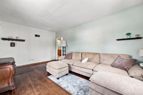 1037 Staub Court NE Cedar Rapids IA 52404