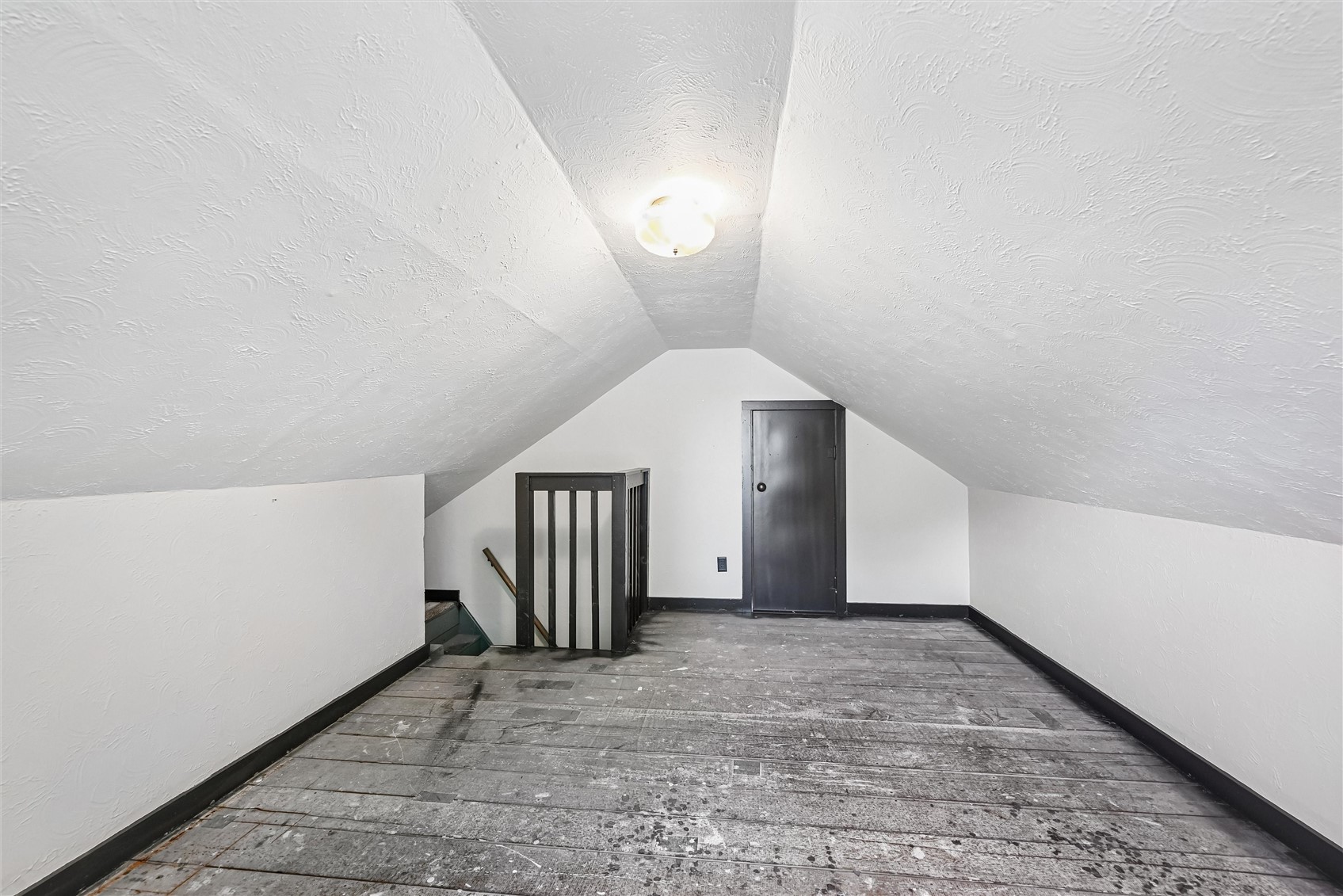 203 E 4th Street Anamosa IA 52205