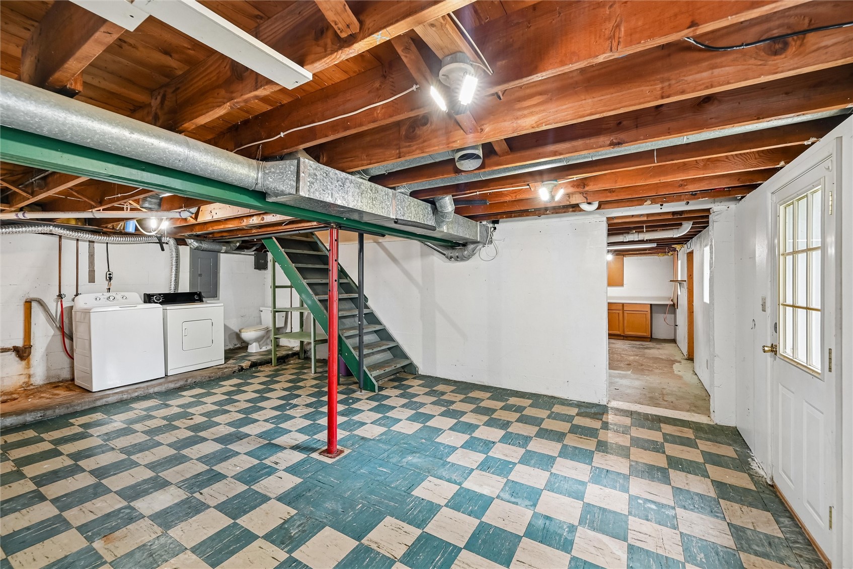 203 E 4th Street Anamosa IA 52205