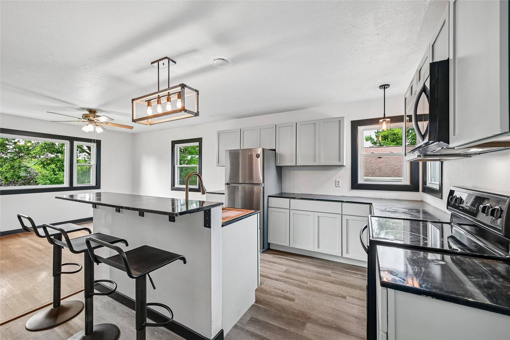 203 E 4th Street Anamosa IA 52205