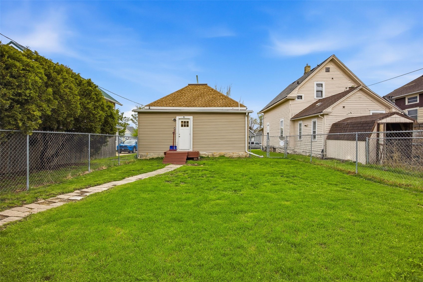 826 10th Street SW Cedar Rapids IA 52404