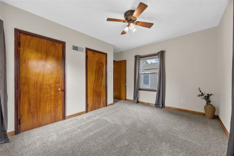 1828 W 6th Street Waterloo IA 50702