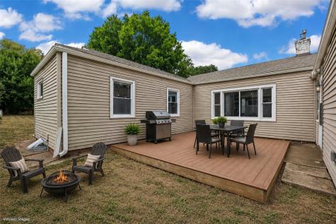 1828 W 6th Street Waterloo IA 50702