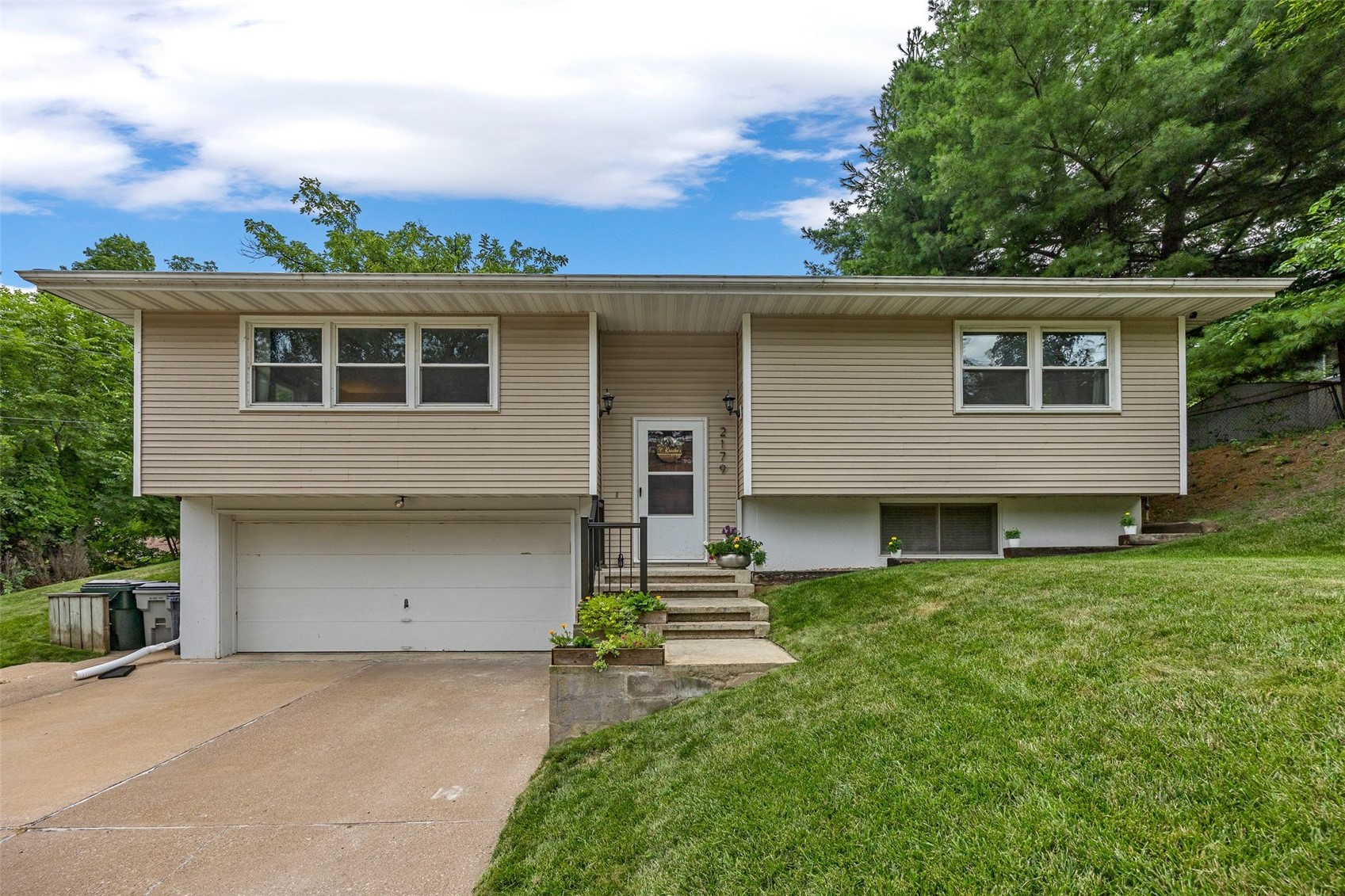 2179 Coldstream Avenue NE Cedar Rapids IA 52402