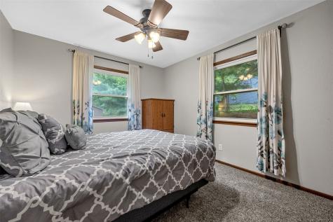 2179 Coldstream Avenue NE Cedar Rapids IA 52402
