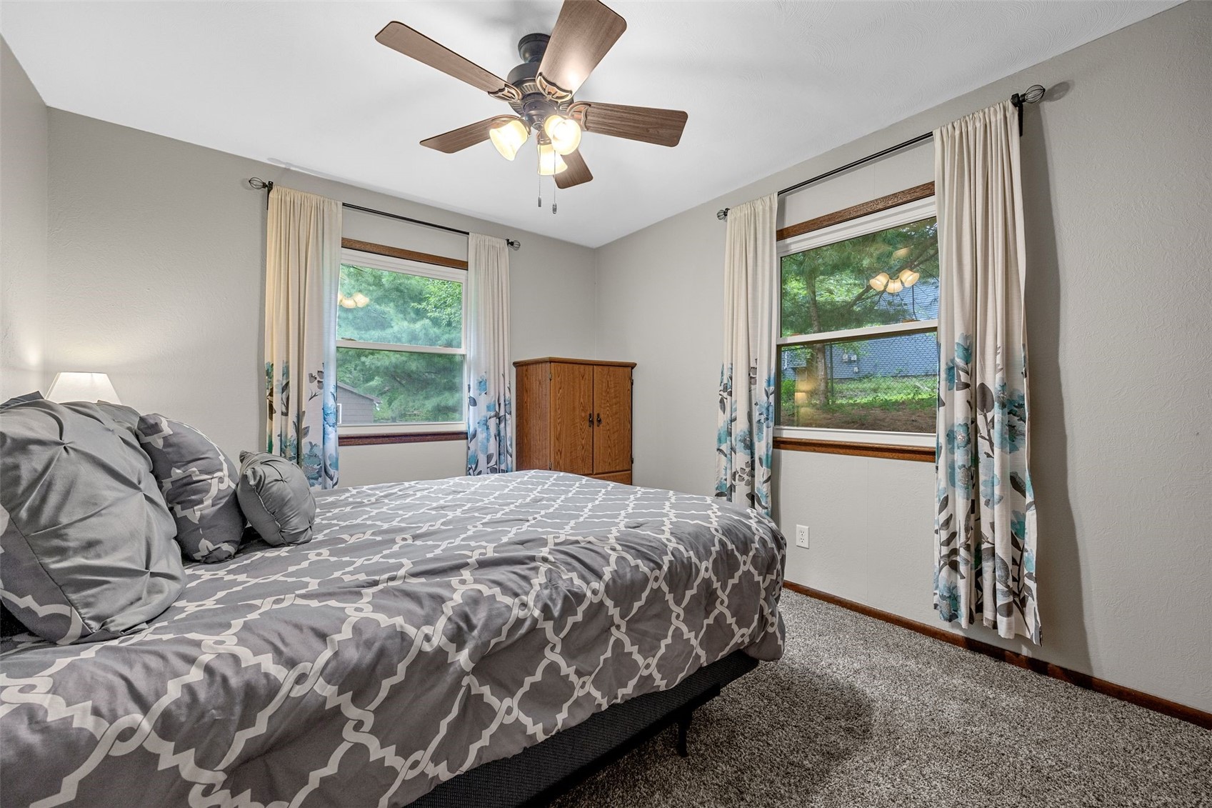 2179 Coldstream Avenue NE Cedar Rapids IA 52402