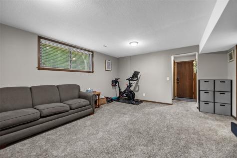 2179 Coldstream Avenue NE Cedar Rapids IA 52402