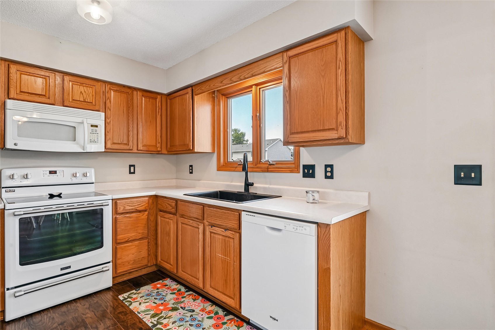 2940 Oxford Street Marion IA 52302