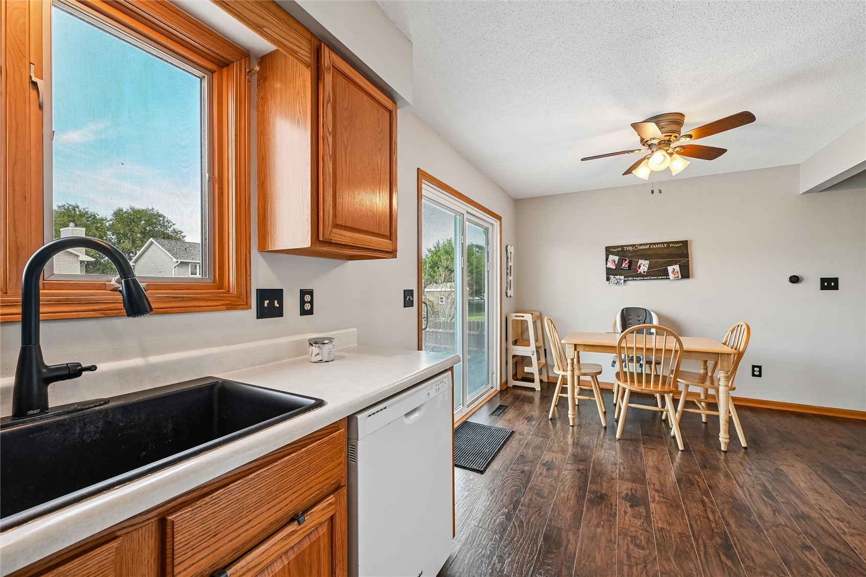 2940 Oxford Street Marion IA 52302