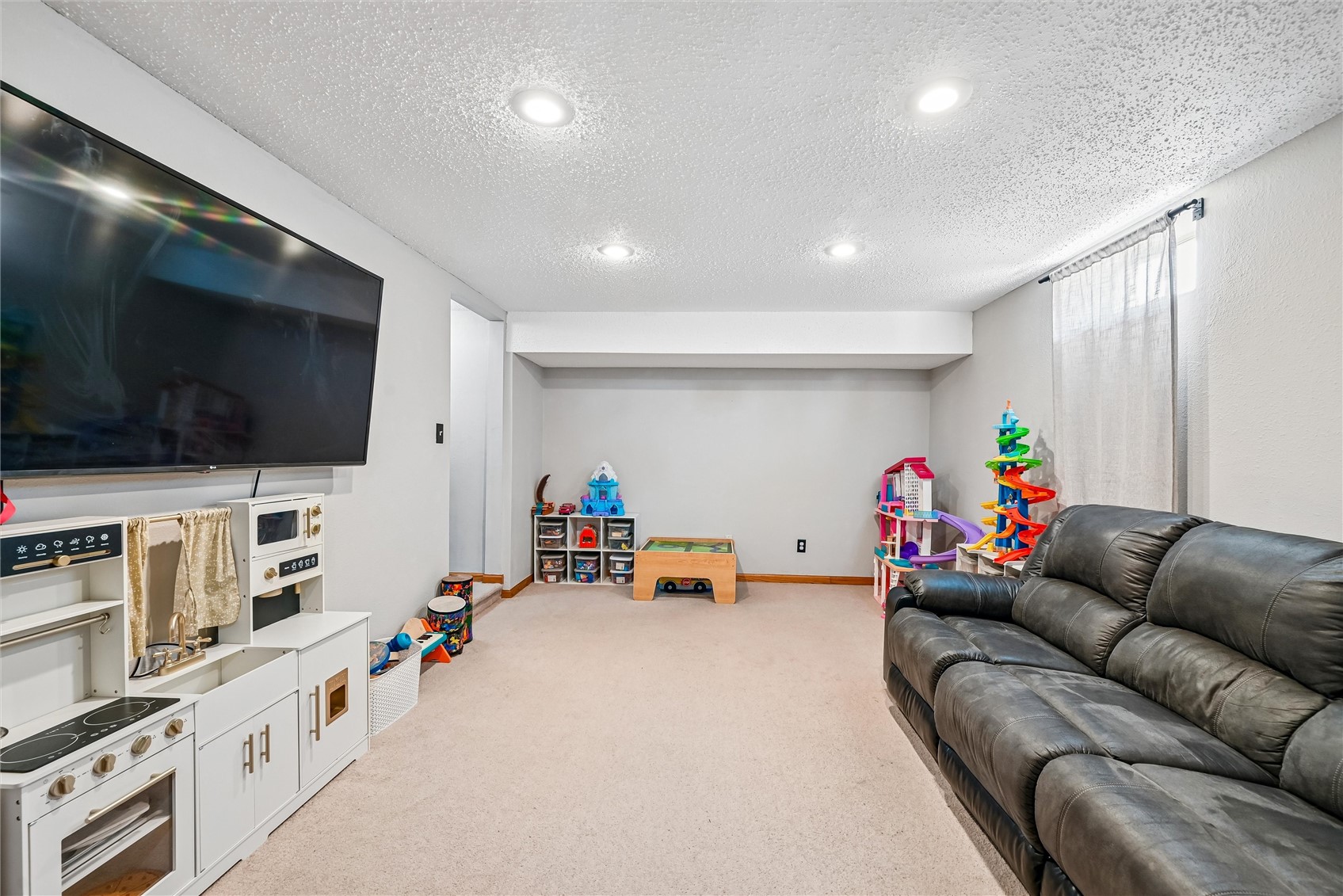 2940 Oxford Street Marion IA 52302