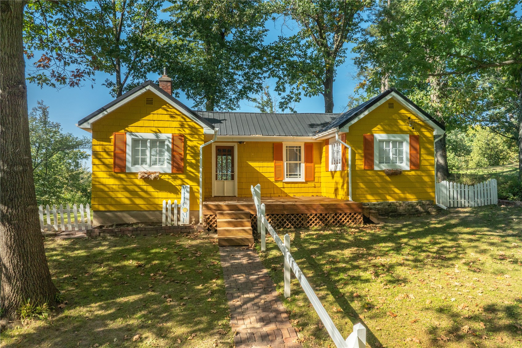 3122 Carroll SE Cedar Rapids IA 52403
