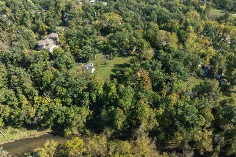 3122 Carroll SE Cedar Rapids IA 52403