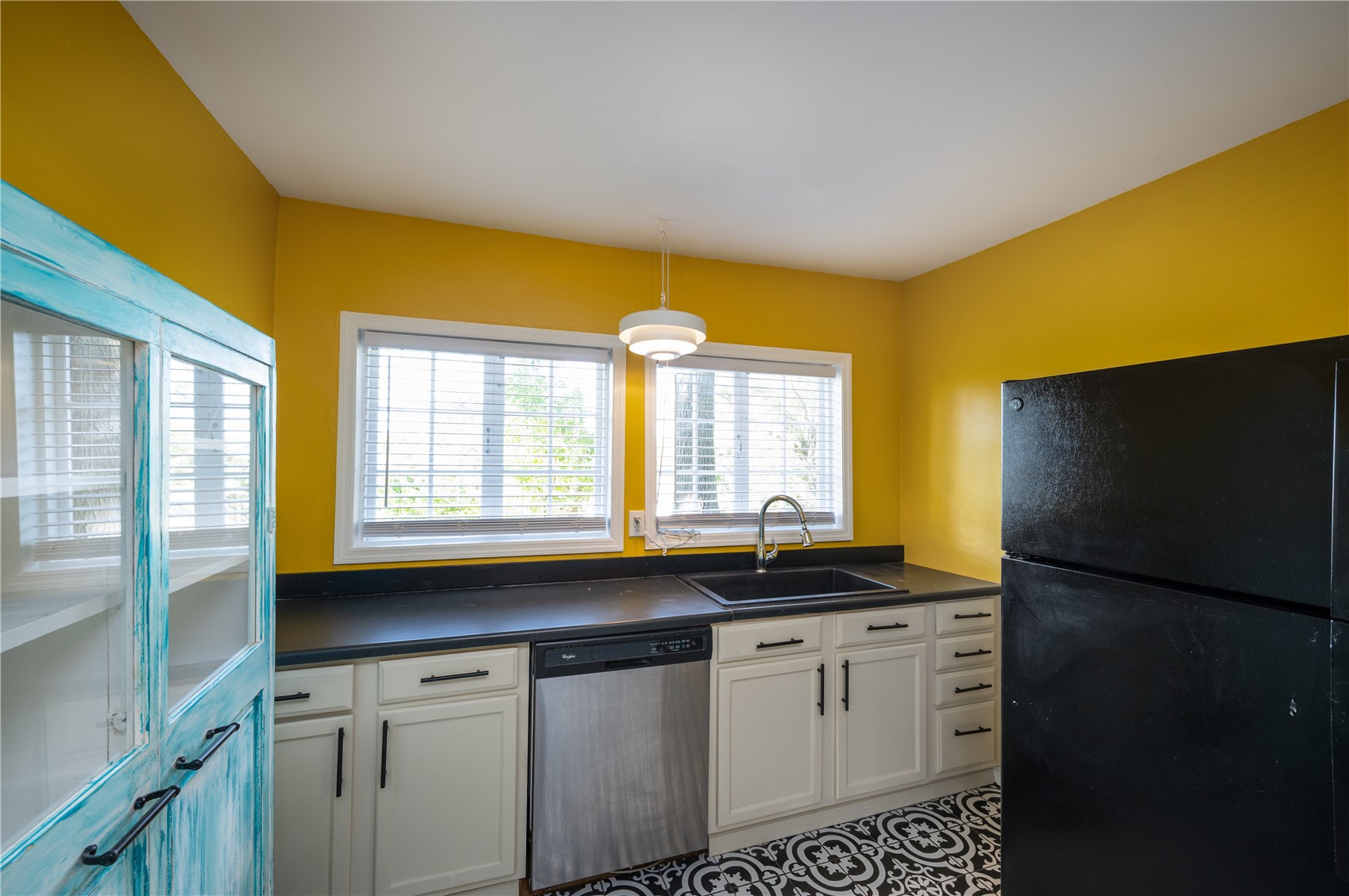 3122 Carroll SE Cedar Rapids IA 52403