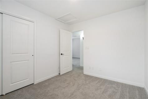 1240 Esther Court Iowa City IA 52240