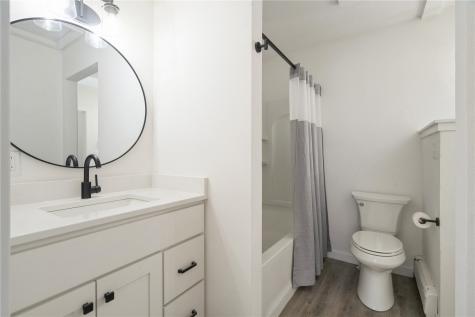 1240 Esther Court Iowa City IA 52240