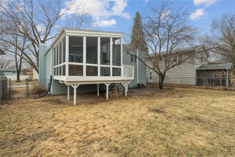 1240 Esther Court Iowa City IA 52240