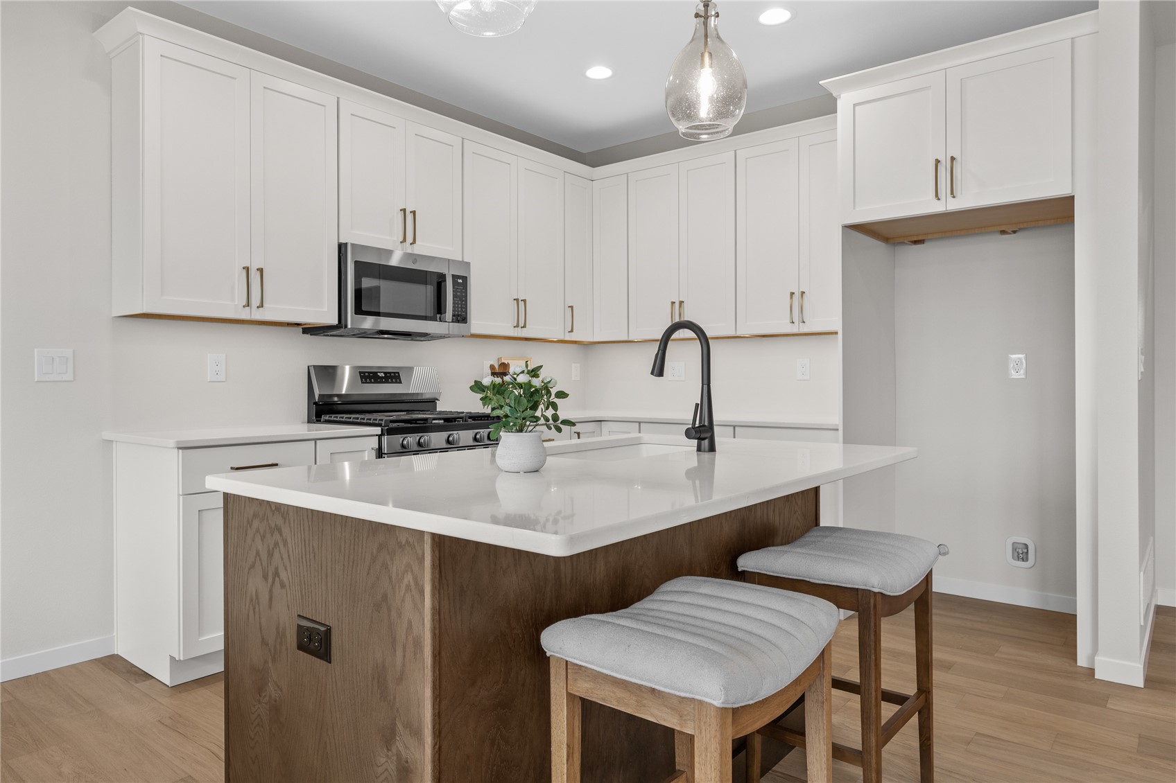8809 Zeppelin Avenue NE Cedar Rapids IA 52402