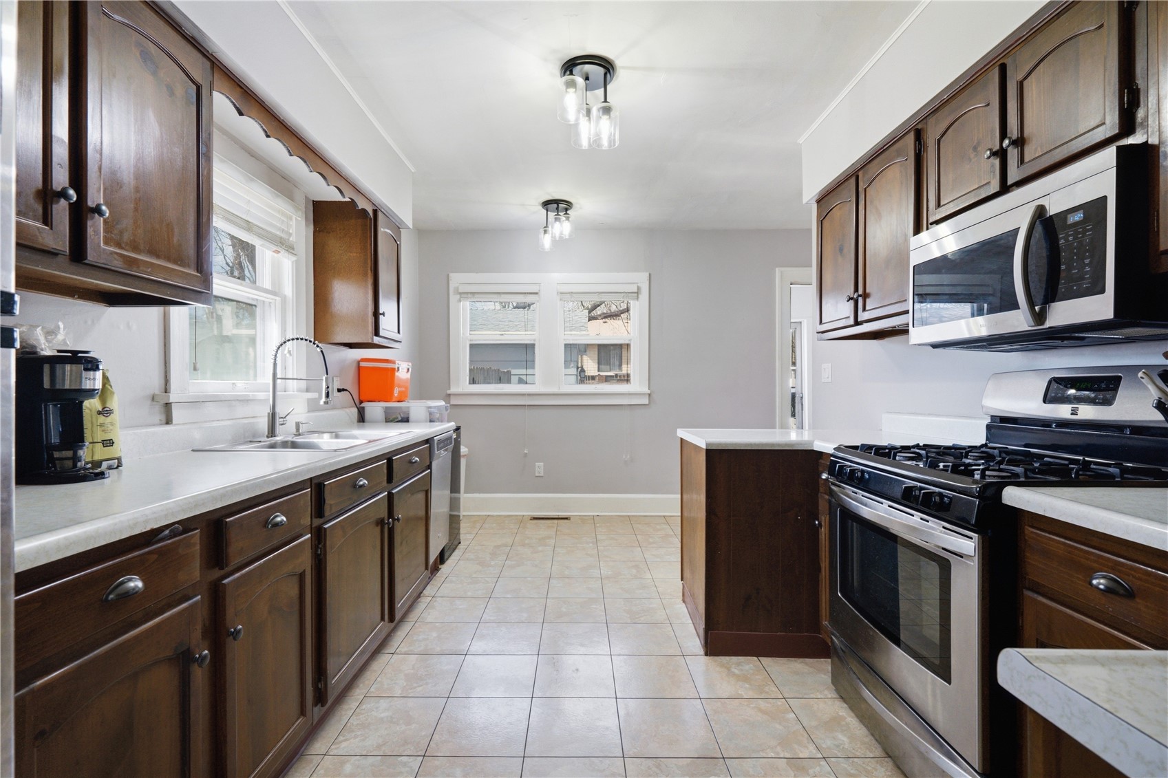 2016 30th Street Des Moines IA 50310