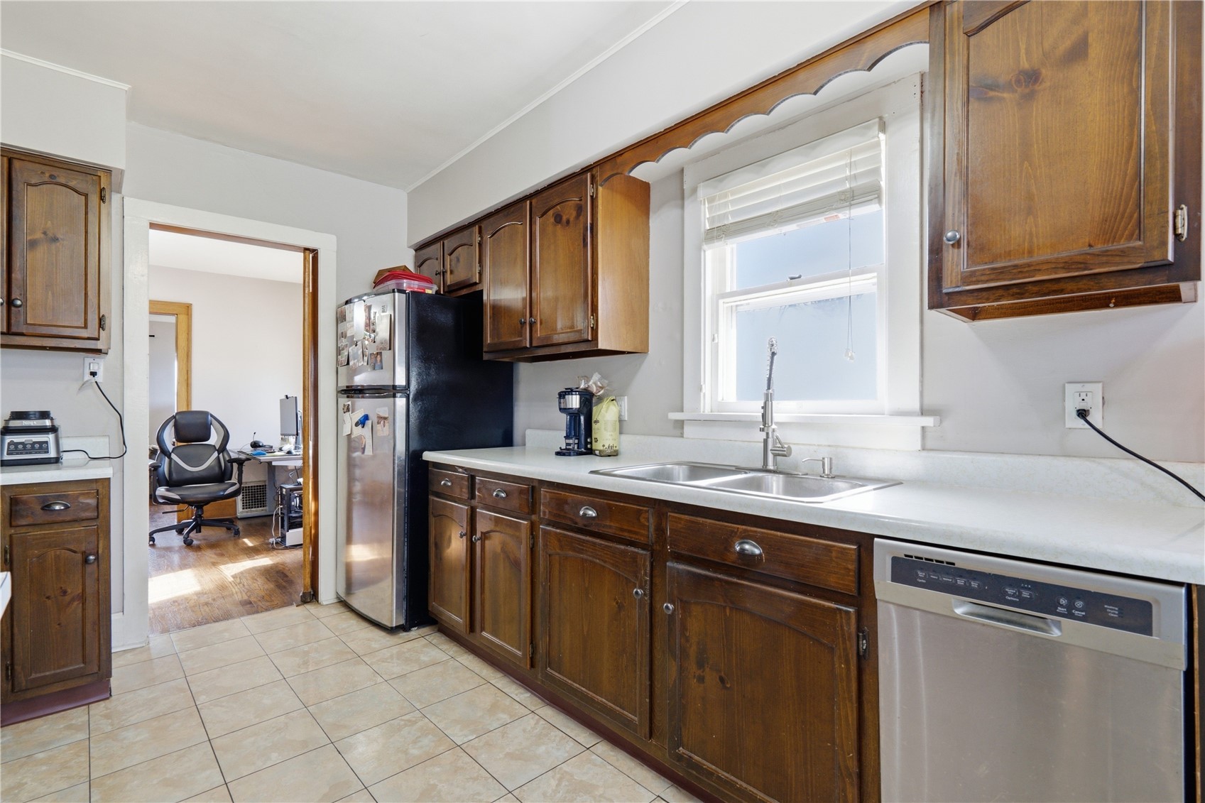 2016 30th Street Des Moines IA 50310