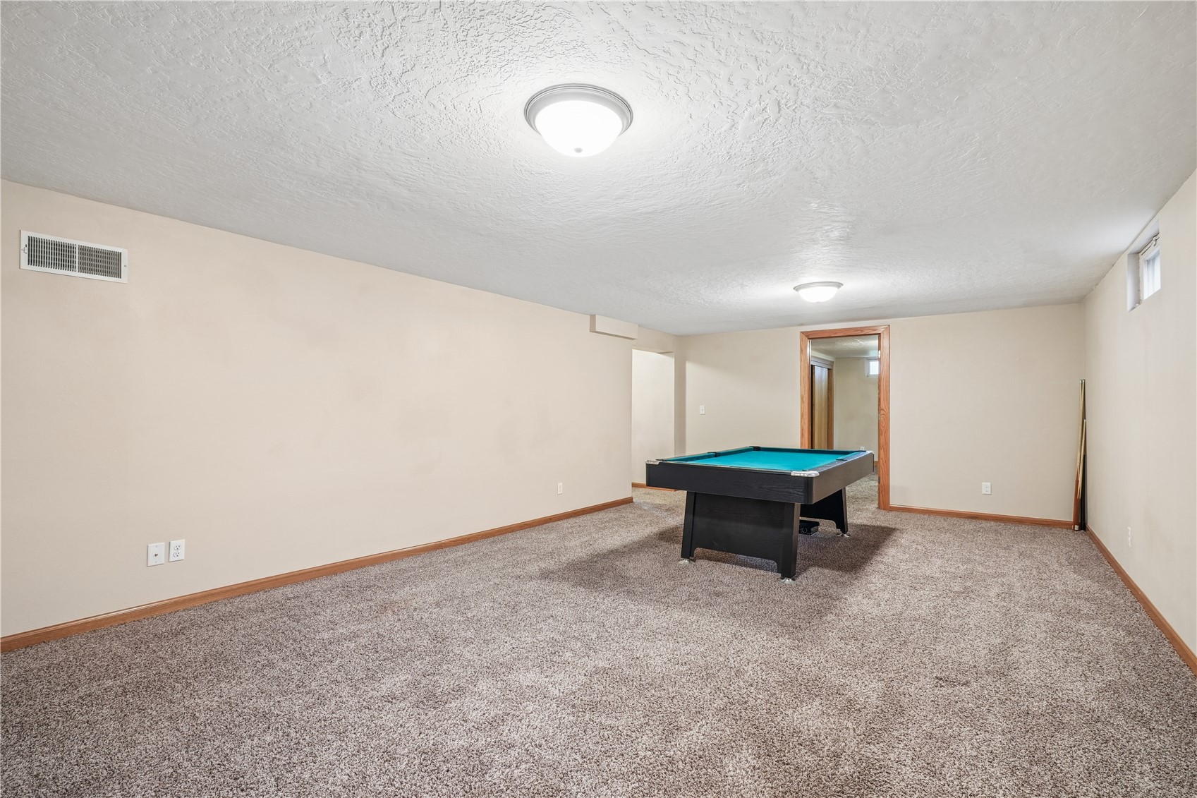 172 NW Sunrise Cedar Rapids IA 52405