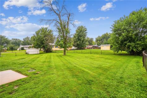 172 NW Sunrise Cedar Rapids IA 52405