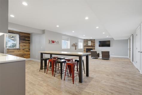 3095 Ridgeview Drive Ely IA 52227