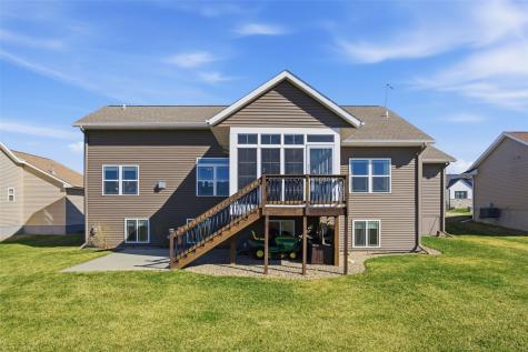 3095 Ridgeview Drive Ely IA 52227