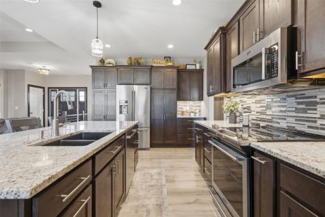 3095 Ridgeview Drive Ely IA 52227
