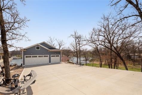 239 Whippoorwill Road Montezuma IA 50171