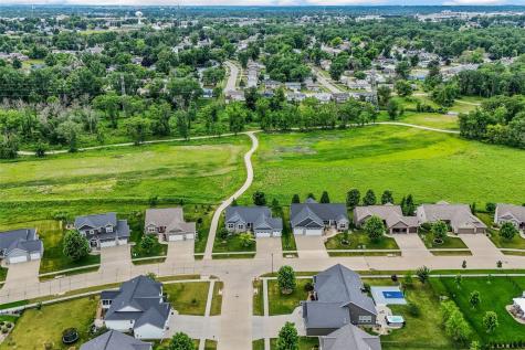 884 Archer Drive Marion IA 52302