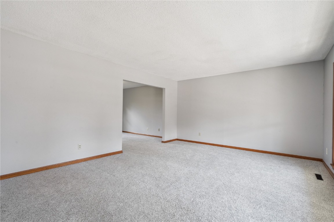 364 Willshire Court NE Cedar Rapids IA 52402