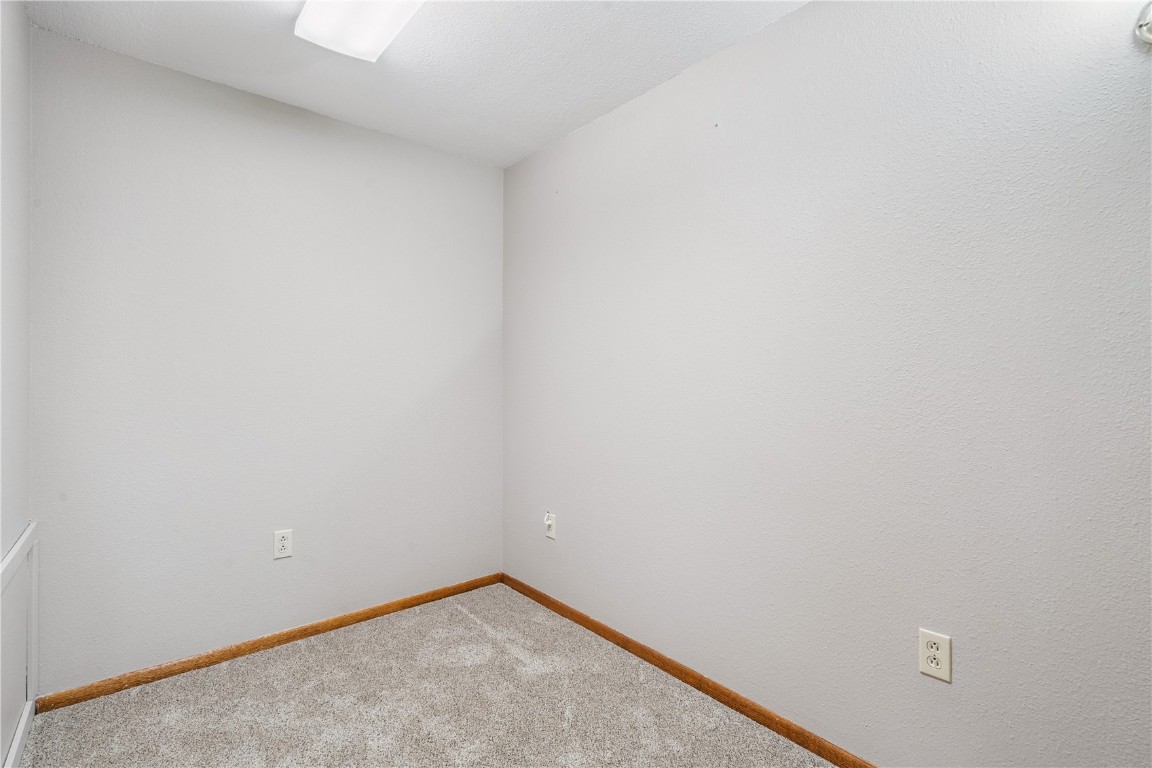 364 Willshire Court NE Cedar Rapids IA 52402