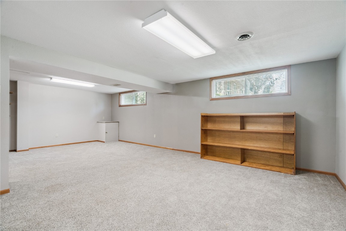 364 Willshire Court NE Cedar Rapids IA 52402