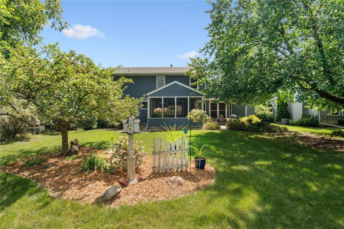 364 Willshire Court NE Cedar Rapids IA 52402