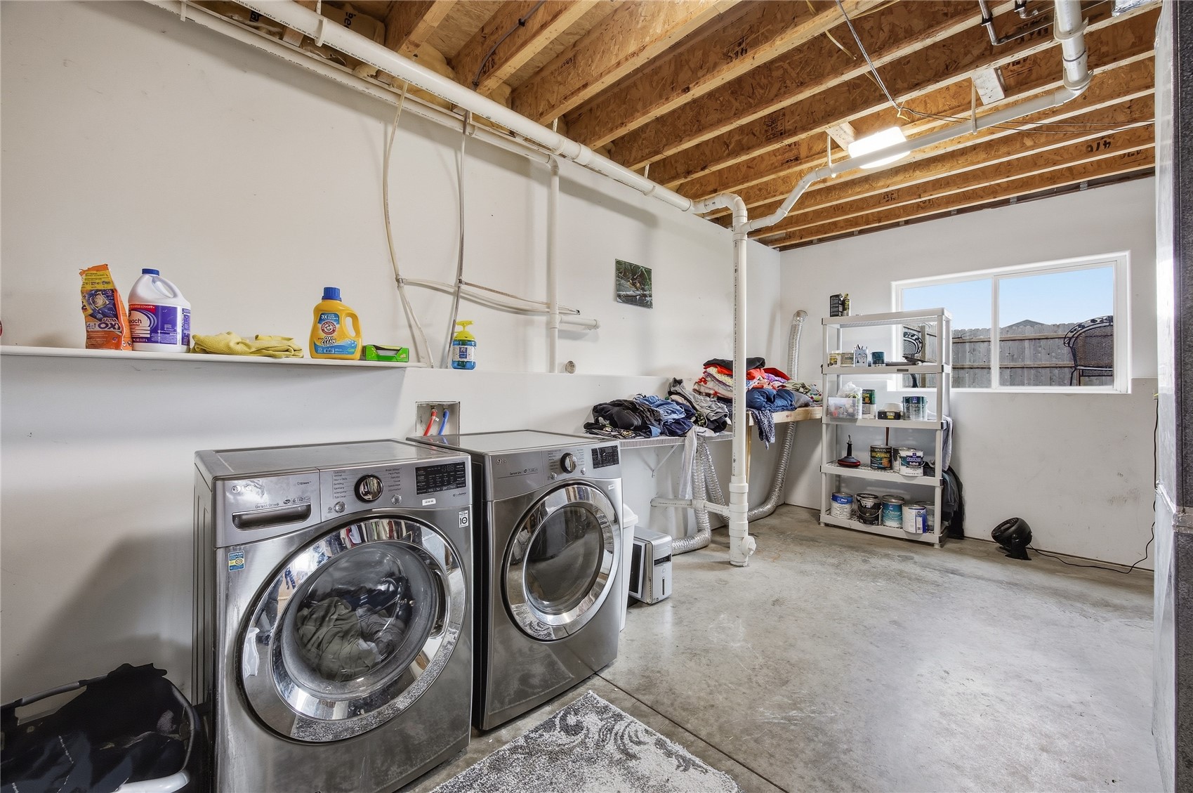 206 Longworth Avenue Alburnett IA 52202